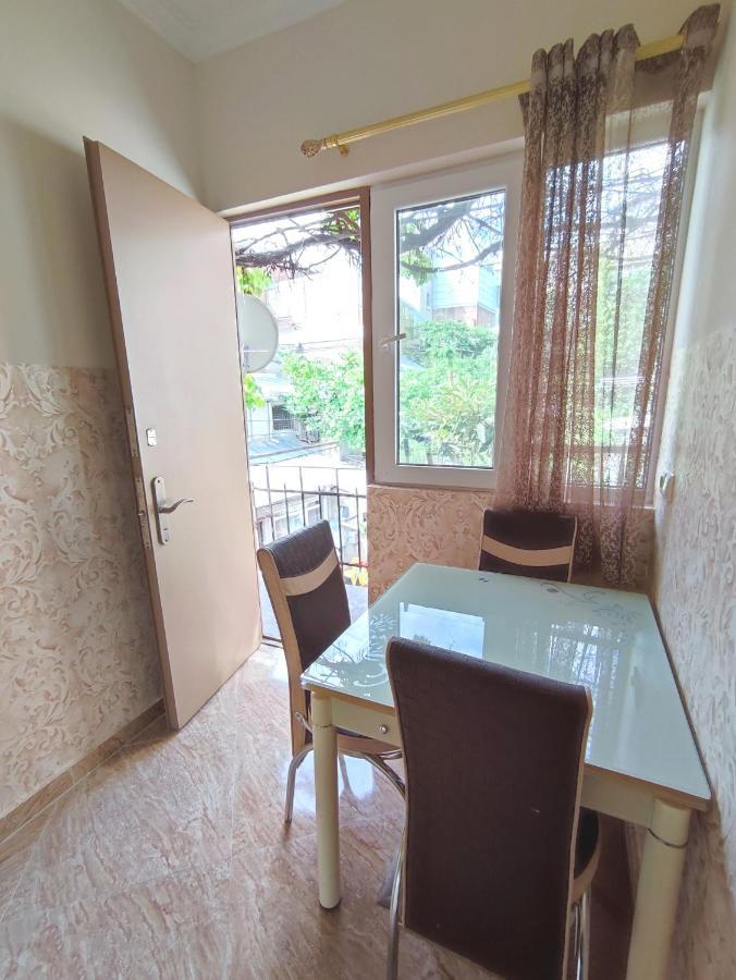 G&L Apartments Τυφλίδα Εξωτερικό φωτογραφία
